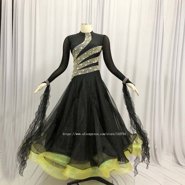 ballroom dress of 2019 women ballroom waltz dresses dance clothes waltz dance costume spanish dress -trot, Black;red
ballroom dress of 2019 women ballroom waltz dresses dance clothes waltz dance costume spanish dress -trot, Black;red