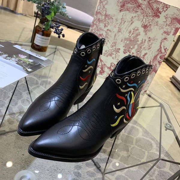 boots fashion boots women shoes 19ss flat women boots superstar womens shoes with box, Black
boots fashion boots women shoes 19ss flat women boots superstar womens shoes with box, Black