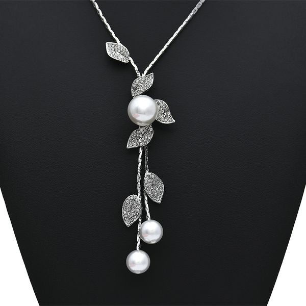 2019 осень зима жемчужные цветок ожерелья для женщин цвета серебра цепи длинного кулон свитер ожерелья ювелирных аксессуаров, Silver
2019 осень зима жемчужные цветок ожерелья для женщин цвета серебра цепи длинного кулон свитер ожерелья ювелирных аксессуаров, Silver