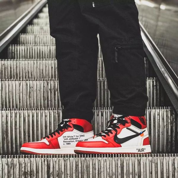 off whìte x louìs vuítton x níke air jordán 1 retro design sneakers women men's aj 1 chicago unc basketball shoes trainers sports shoes
off whìte x louìs vuítton x níke air jordán 1 retro design sneakers women men's aj 1 chicago unc basketball shoes trainers sports shoes