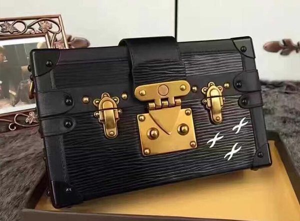 19ss wholesale designer clutch box original handbags evening bags excellent quality leather purse fashion box brick messenger shoulder bag
19ss wholesale designer clutch box original handbags evening bags excellent quality leather purse fashion box brick messenger shoulder bag