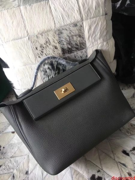 luxury designer handbags real calfskin leather bags gold/silver metal buckle hand-stitched wax link women shoulder bags
luxury designer handbags real calfskin leather bags gold/silver metal buckle hand-stitched wax link women shoulder bags