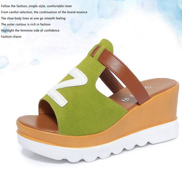 2020 new thick bottom slope heel sandals women's summer loose high heels shoes fashion wear women's slippers, Black
2020 new thick bottom slope heel sandals women's summer loose high heels shoes fashion wear women's slippers, Black