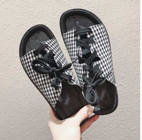 breathable fashion women slippers female home summer indoor slippers girls beach slides flip flops, Black 
breathable fashion women slippers female home summer indoor slippers girls beach slides flip flops, Black