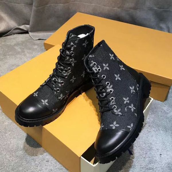 with box sneaker casual shoes trainers fashion sports shoes trainers shoes for woman dhl by toy99 l2506, Black;red
with box sneaker casual shoes trainers fashion sports shoes trainers shoes for woman dhl by toy99 l2506, Black;red