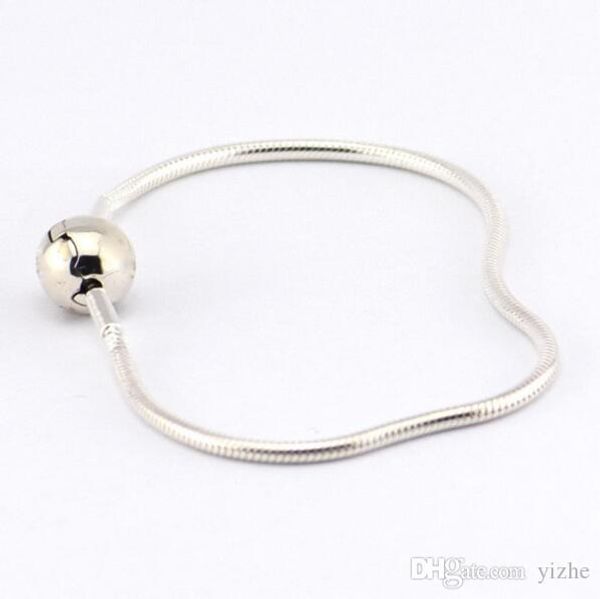 Fit Pandora сущность змея браслет в 925 серебряных женщин змея цепи браслет с сапфиром cz
Fit Pandora сущность змея браслет в 925 серебряных женщин змея цепи браслет с сапфиром cz