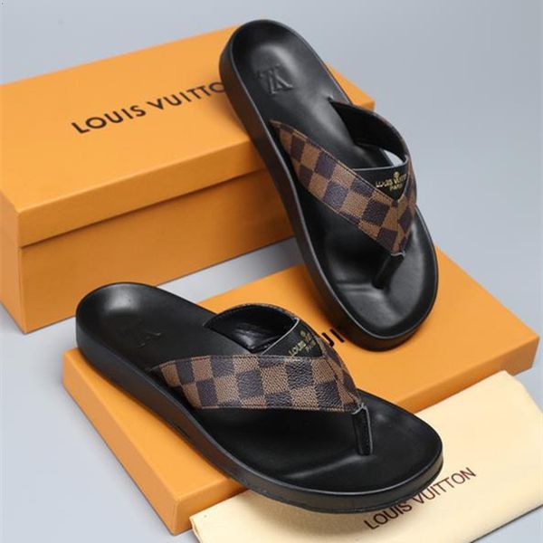 italy designer brand women leather slippers flip flops designer slippers metal chains summer sandals beach shoes fashion slippers with box, Black 
italy designer brand women leather slippers flip flops designer slippers metal chains summer sandals beach shoes fashion slippers with box, Black