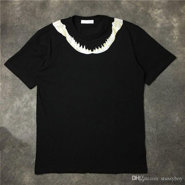 мода марка mens конструктора t рубашки с коротким рукавом мужская мода дизайнер футболка hip hop мода мужчины женщины с коротким рукавом тис, White;black
мода марка mens конструктора t рубашки с коротким рукавом мужская мода дизайнер футболка hip hop мода мужчины женщины с коротким рукавом тис, White;black
