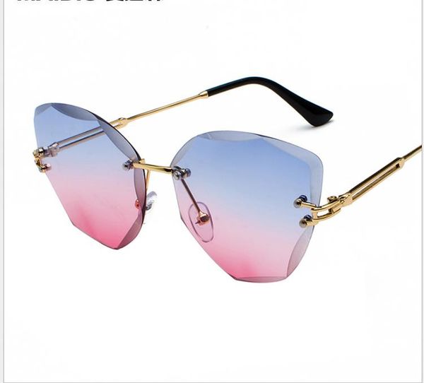 europe and the united states cut the new frameless sunglasses female korean version of the tide retro gradient ocean sunglasses, White;black
europe and the united states cut the new frameless sunglasses female korean version of the tide retro gradient ocean sunglasses, White;black