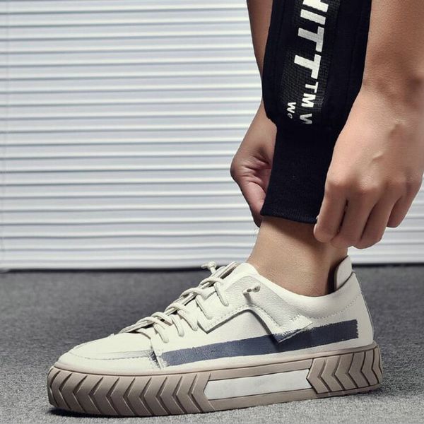 men sneakers shoes fashion casual thick bottom flats shoes men sneakers breathable solid zapatillas hombre a54-11, Black
men sneakers shoes fashion casual thick bottom flats shoes men sneakers breathable solid zapatillas hombre a54-11, Black