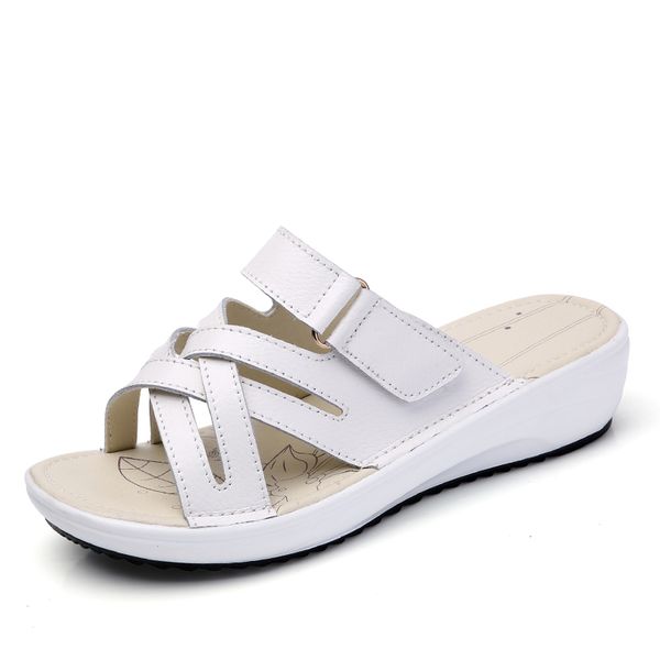 2020 summer women flat sandals genuine leather round toe comfortable beach sandals women sandalias mujer ladies shoes, Black
2020 summer women flat sandals genuine leather round toe comfortable beach sandals women sandalias mujer ladies shoes, Black