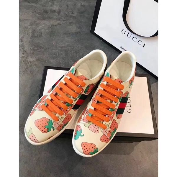 2019 New fruit real leather sneakers shoes men women ace Casual Shoes with brown elasticity stripes top quality size 35-45
2019 New fruit real leather sneakers shoes men women ace Casual Shoes with brown elasticity stripes top quality size 35-45