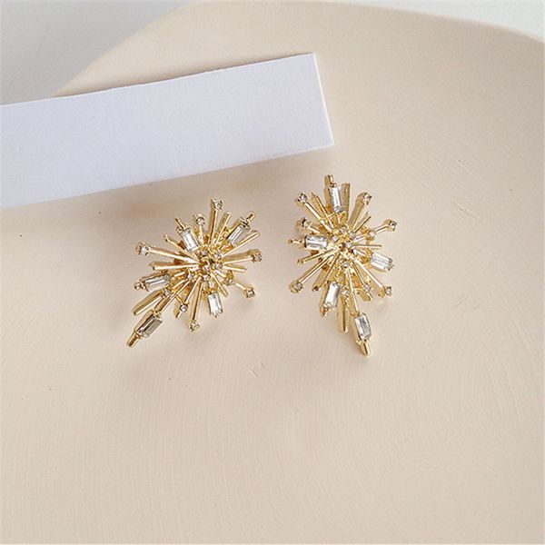 gold farbe.retro earrings .glass gems .women fashion earrings .contracted joker fireworks stud .birthday party, Golden;silver
gold farbe.retro earrings .glass gems .women fashion earrings .contracted joker fireworks stud .birthday party, Golden;silver