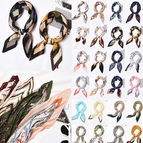 2019 new pleated small square satin silk scarf 55*55cm women's polka dot floral printed scarves head scarf wrap handkerchief, Blue;gray
2019 new pleated small square satin silk scarf 55*55cm women's polka dot floral printed scarves head scarf wrap handkerchief, Blue;gray