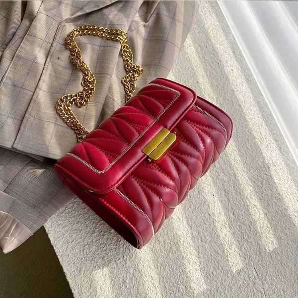high women handbag shoulder bag quality leather handbag multi color handbag lady chain wallet falp bag ing
high women handbag shoulder bag quality leather handbag multi color handbag lady chain wallet falp bag ing