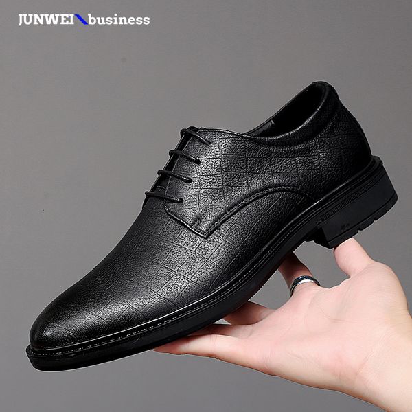 genuine leather mens business dress outdoor formal fashion breathable lace up office work male flats men's oxfords shoes 4, Black
genuine leather mens business dress outdoor formal fashion breathable lace up office work male flats men's oxfords shoes 4, Black
