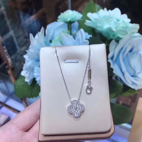 Vintage Alhambra S925 Sterling Silver Full Crystal Four Leaf Clover Flower Pendant Necklace For Women Jewelry
Vintage Alhambra S925 Sterling Silver Full Crystal Four Leaf Clover Flower Pendant Necklace For Women Jewelry