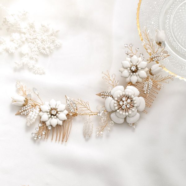 trendy crystal pearl flower hair accessories woman wedding tiara hair ornaments hair comb bridal hairpin headdress jewelry, Slivery;golden
trendy crystal pearl flower hair accessories woman wedding tiara hair ornaments hair comb bridal hairpin headdress jewelry, Slivery;golden