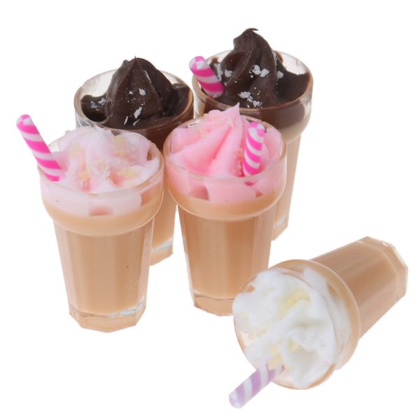 1:12 dollhouse miniature scene model drink pretend play simulation strawberry chocolate milkshake accessories kids kitchen toy
1:12 dollhouse miniature scene model drink pretend play simulation strawberry chocolate milkshake accessories kids kitchen toy