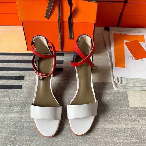 the new sandals of 2020 are high-grade design, noble hollow back band, and leather for women's sandals, Black
the new sandals of 2020 are high-grade design, noble hollow back band, and leather for women's sandals, Black