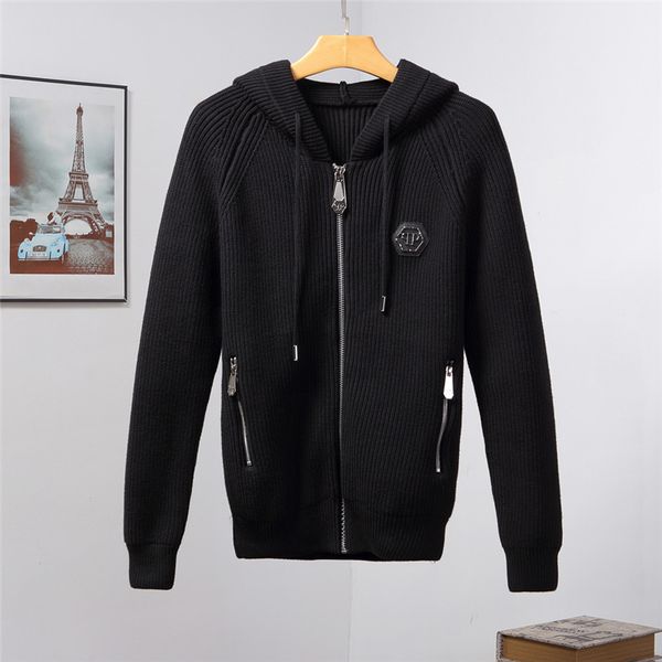 new luxury men's jacket embroidered leather jacket trend zipper jacket coat fashion men's cotton coat 001, Black;brown
new luxury men's jacket embroidered leather jacket trend zipper jacket coat fashion men's cotton coat 001, Black;brown