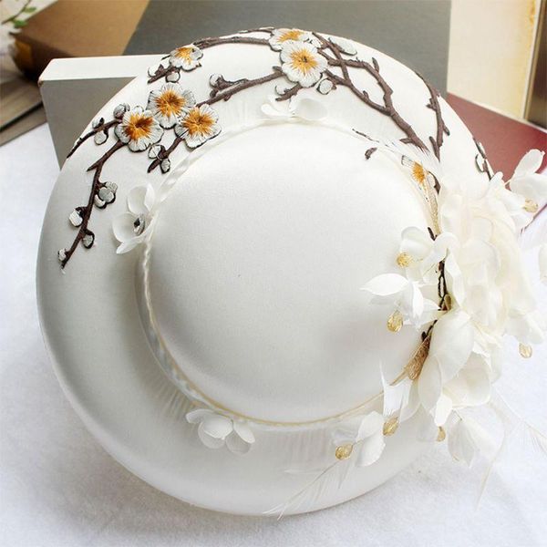женщины элегантный белый fascinators hat люкс перо вышивки отделение цветочная pillbox свадебная церковь cap cocktail аксессуары для волос h, White
женщины элегантный белый fascinators hat люкс перо вышивки отделение цветочная pillbox свадебная церковь cap cocktail аксессуары для волос h, White