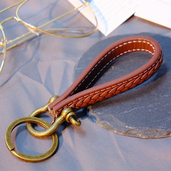 Retro Leather Car Keychain Women Men Key Chains for Key Rings Holder Purse Pendant Trinket Bag Charm Accessories
Retro Leather Car Keychain Women Men Key Chains for Key Rings Holder Purse Pendant Trinket Bag Charm Accessories