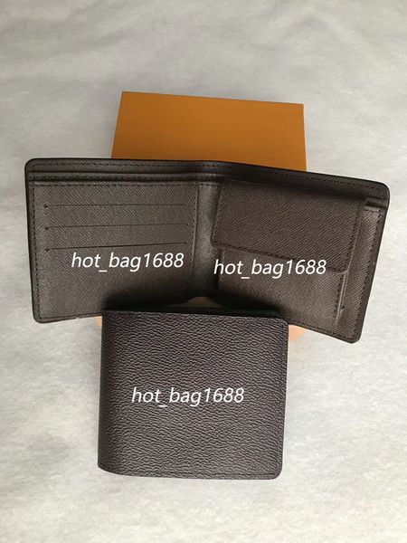 wholesale designer men short fold wallet coin wallet leather credit card man holders outdoor short fold wallets come original box, Red;black
wholesale designer men short fold wallet coin wallet leather credit card man holders outdoor short fold wallets come original box, Red;black