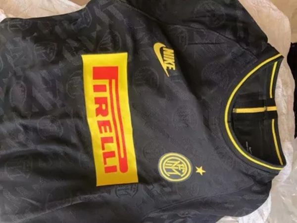 thai inter milan 19 20 lukaku lautaro skriniar godin sensi 2020 soccer jerseys alexis sensi barella shirts men jersey football, Black;yellow
thai inter milan 19 20 lukaku lautaro skriniar godin sensi 2020 soccer jerseys alexis sensi barella shirts men jersey football, Black;yellow