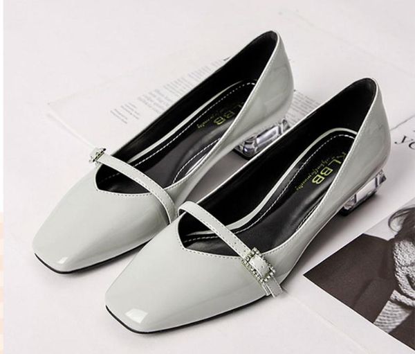 2019 women's shoes in spring and autumn with new style low heel coarse heel square head@100, Black
2019 women's shoes in spring and autumn with new style low heel coarse heel square head@100, Black