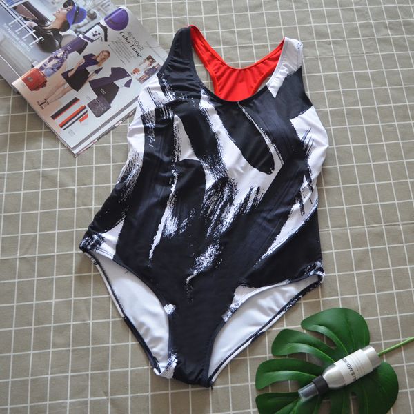 2019 luxury designer plus size bikinis swimwear for women summer beach swim wear monokini bathing suit one piece swimsuit lady beachwear 4xl
2019 luxury designer plus size bikinis swimwear for women summer beach swim wear monokini bathing suit one piece swimsuit lady beachwear 4xl
