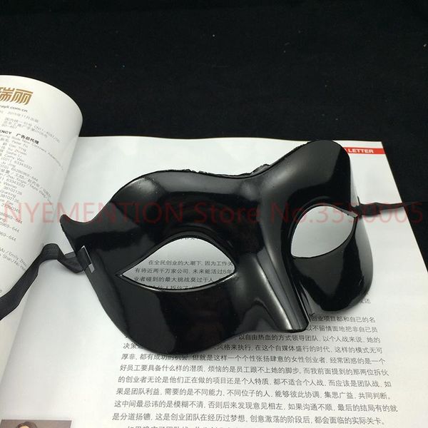 200pcs men's ball mask fancy dress venetian masks masquerade masks plastic half face mask black white gold silver blue red
200pcs men's ball mask fancy dress venetian masks masquerade masks plastic half face mask black white gold silver blue red