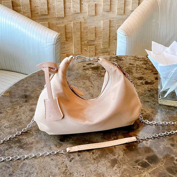 high women small wallets fashion hopo bag lady chain bag shoulder purse axillary bag clound handbag
high women small wallets fashion hopo bag lady chain bag shoulder purse axillary bag clound handbag