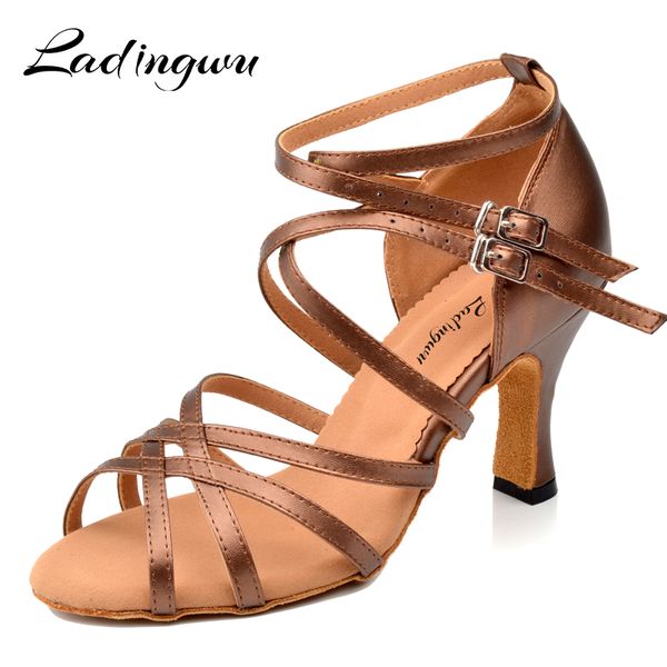 ladingwu artificial leather dance shoes latin woman ballroom shoes dancing ladies brown soft bottom dance sandals scarpe donna
ladingwu artificial leather dance shoes latin woman ballroom shoes dancing ladies brown soft bottom dance sandals scarpe donna