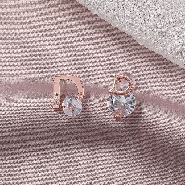 eq003 selling web celebrity sparkle s925 silver needle letter d asymmetric earrings 2020, Golden;silver
eq003 selling web celebrity sparkle s925 silver needle letter d asymmetric earrings 2020, Golden;silver