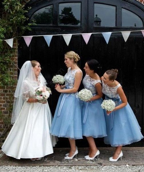 sky blue lace appliqued a-line bridesmaid dress bateau knee length tulle wedding guest gown plus size prom evening miad of honor dress, White;pink
sky blue lace appliqued a-line bridesmaid dress bateau knee length tulle wedding guest gown plus size prom evening miad of honor dress, White;pink