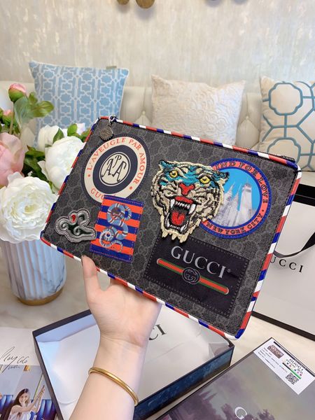 2020 g designer clutch tiger snake pattern designer card holder 27cm fashion bags cool messenger bag men, Silver
2020 g designer clutch tiger snake pattern designer card holder 27cm fashion bags cool messenger bag men, Silver