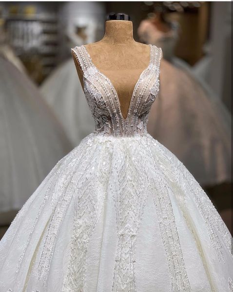 vintage sparkly peral beaded ball gown wedidng dresses luxury spaghetti plus size saudi dubai arabia dubai backless bridal gown custom, White
vintage sparkly peral beaded ball gown wedidng dresses luxury spaghetti plus size saudi dubai arabia dubai backless bridal gown custom, White