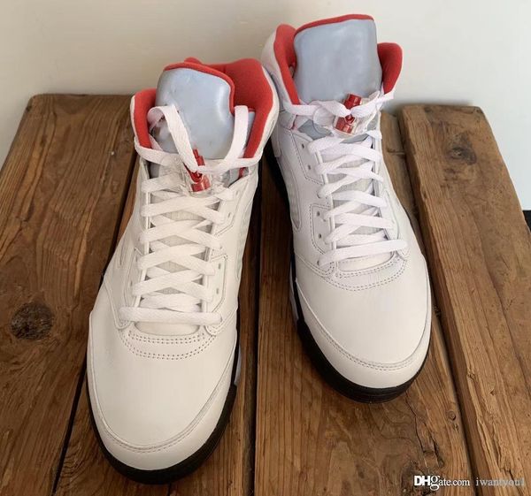 authentic air high og 5 fire red retro man basketball shoes kaede rukawa white black silver 3m reflective sneakers da1911-102 with box
authentic air high og 5 fire red retro man basketball shoes kaede rukawa white black silver 3m reflective sneakers da1911-102 with box