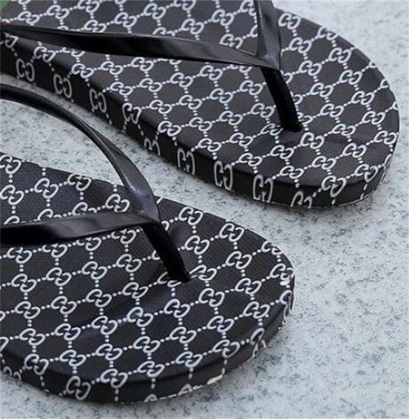 Летние женские шлепанцы плоские пластиковые тапочки мода носить Baboosh Non Slip быстросохнущая цифровая печать черный белый 5 6sl C1
Летние женские шлепанцы плоские пластиковые тапочки мода носить Baboosh Non Slip быстросохнущая цифровая печать черный белый 5 6sl C1