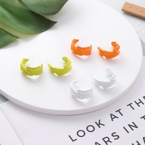 simple solid color irregular semi-circular geometric metal hoop earrings for women 2019 fashion sweet jewelry earrings, Golden;silver
simple solid color irregular semi-circular geometric metal hoop earrings for women 2019 fashion sweet jewelry earrings, Golden;silver