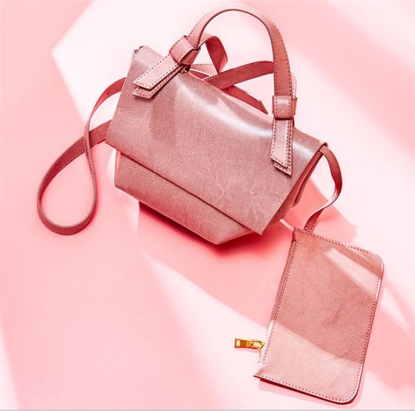 new designer shoulder bag female bag 2020 trend ladies shoulder hanging oil wax cowhide handbag wild retro backpack ing
new designer shoulder bag female bag 2020 trend ladies shoulder hanging oil wax cowhide handbag wild retro backpack ing