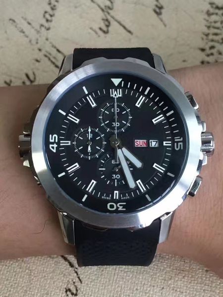 

Hot sale quartz stopwatch sport style chronograph watch luxury watch for man stainless watches rubber band 125