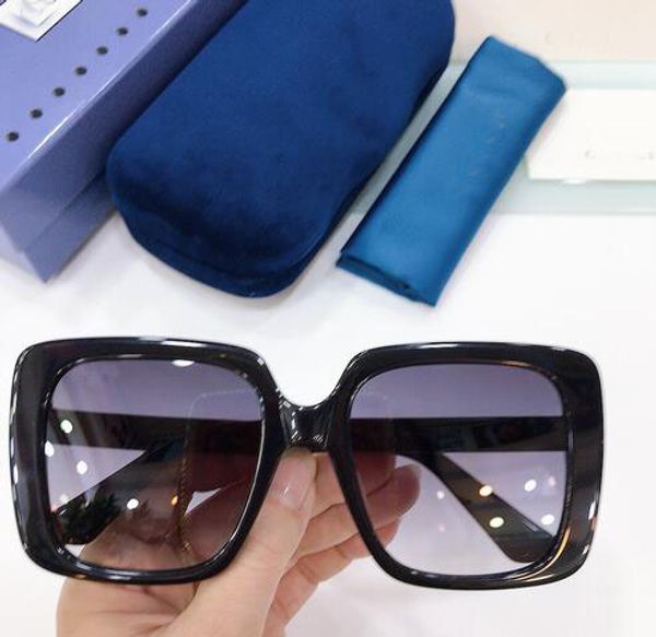 luxury sunglasses women men designer popular fashion big frame summer style uv protection lens come with case, White;black
luxury sunglasses women men designer popular fashion big frame summer style uv protection lens come with case, White;black