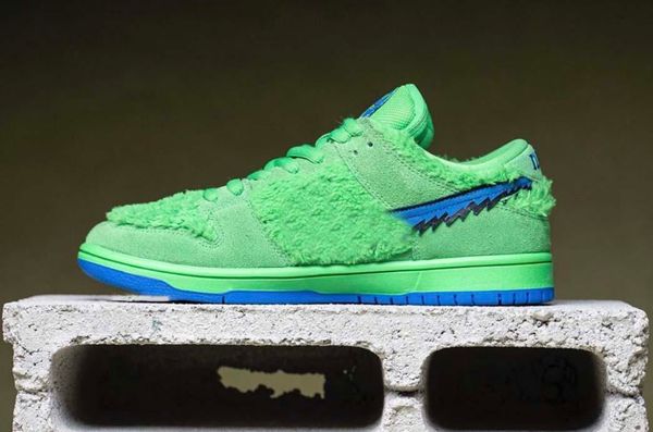 grateful dead x sb dunk low green bear running shoes green spark soar upper suede skateboarding shoes sports sneakers with box
grateful dead x sb dunk low green bear running shoes green spark soar upper suede skateboarding shoes sports sneakers with box