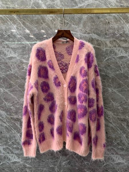 2019 new women's autumn and winter wild loose v-neck printed knit cardigan 1119, White
2019 new women's autumn and winter wild loose v-neck printed knit cardigan 1119, White