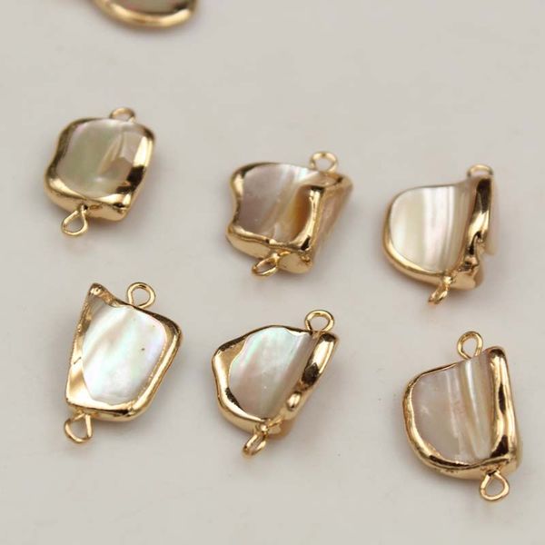 wholesale natural shell double hanging pendant edge-wrapped double hanging baroque special-shaped bead diy earring bracelet accessories, Silver
wholesale natural shell double hanging pendant edge-wrapped double hanging baroque special-shaped bead diy earring bracelet accessories, Silver