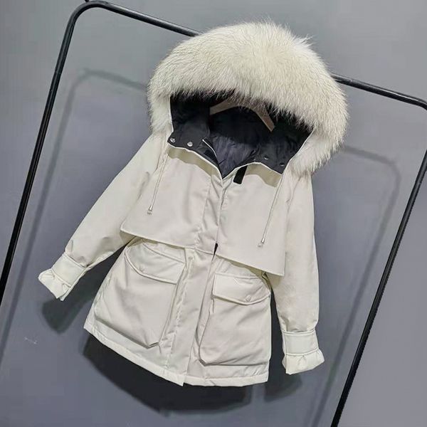 2019 new explosion section down jacket female small short tooling really fur collar to overcome the waist thickening jacket wint, Black
2019 new explosion section down jacket female small short tooling really fur collar to overcome the waist thickening jacket wint, Black