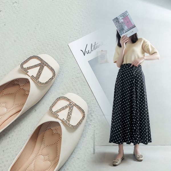 new flat shoes women fashion wild shiny rhinestones luxury elegant low-cut light mouth solid color square head spring, Black
new flat shoes women fashion wild shiny rhinestones luxury elegant low-cut light mouth solid color square head spring, Black