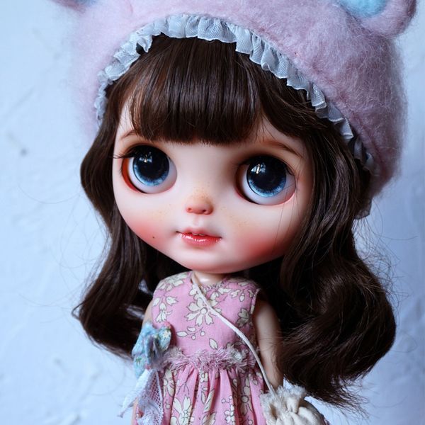 blyth doll nbl 1/6 bjd customized frosted face,big eyes fashion girl makeup ball jointed doll life style series 4 t200428
blyth doll nbl 1/6 bjd customized frosted face,big eyes fashion girl makeup ball jointed doll life style series 4 t200428